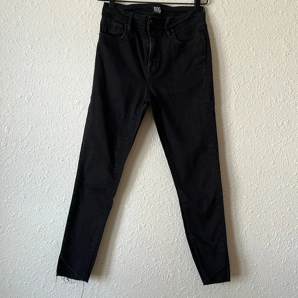 Urban Outfitters BDG Twig High Rise Skinny Jeans Black Size 26 - Picture 1 of 7